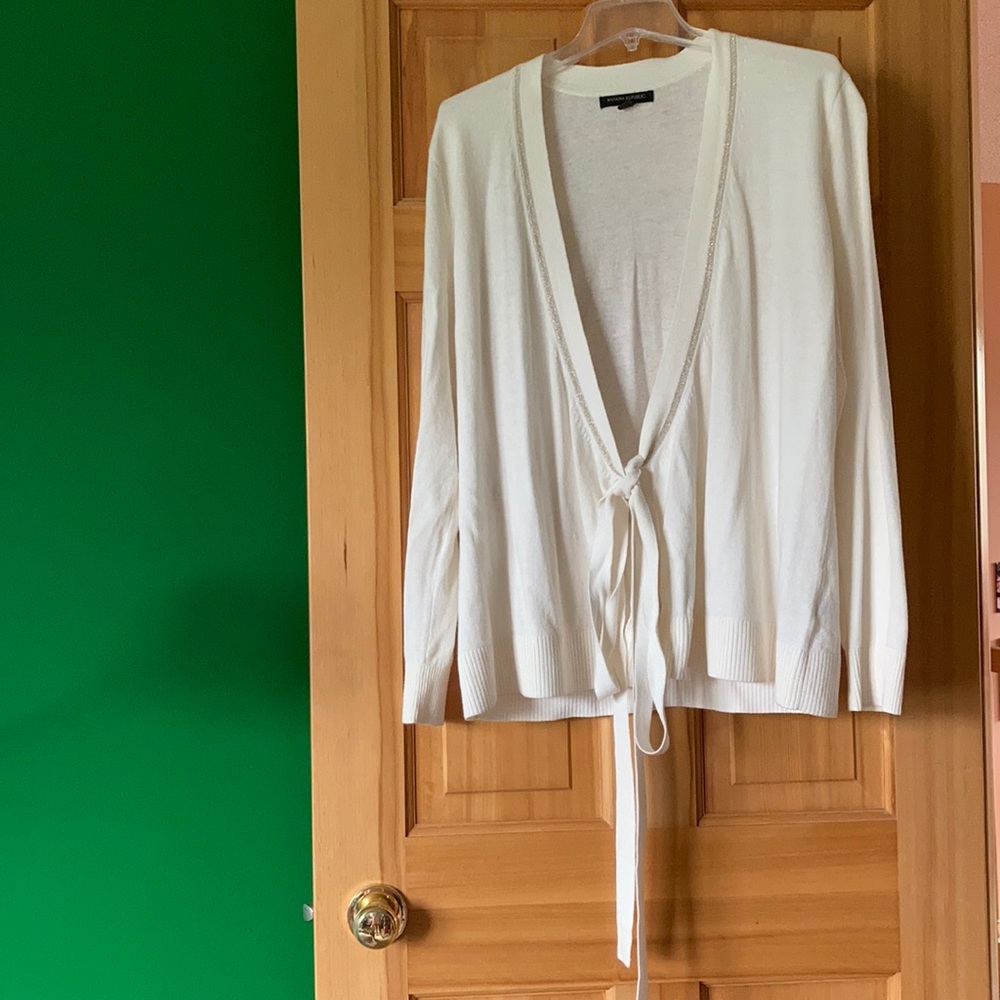 Banana Republic Cream Tie-Front Cardigan silver trim Large EUC